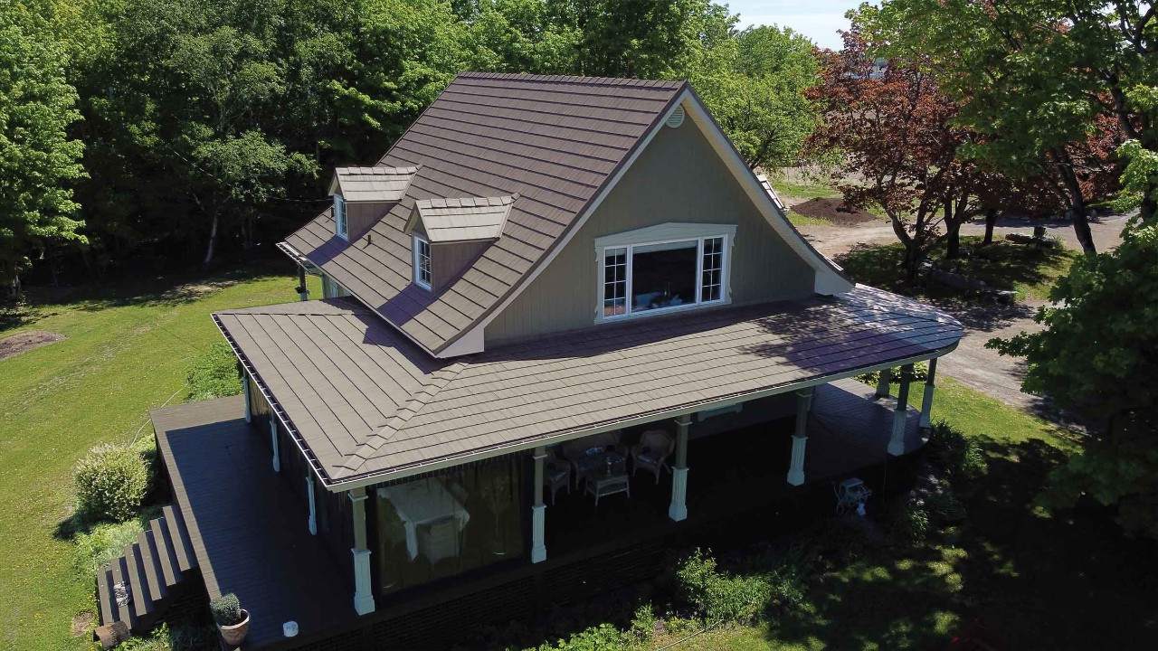 Steel roofing system cost factors Callander Ontario